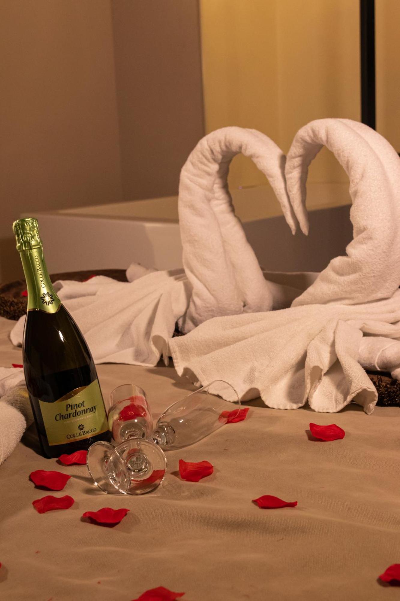 Duomo Luxury Suites Naples Luaran gambar