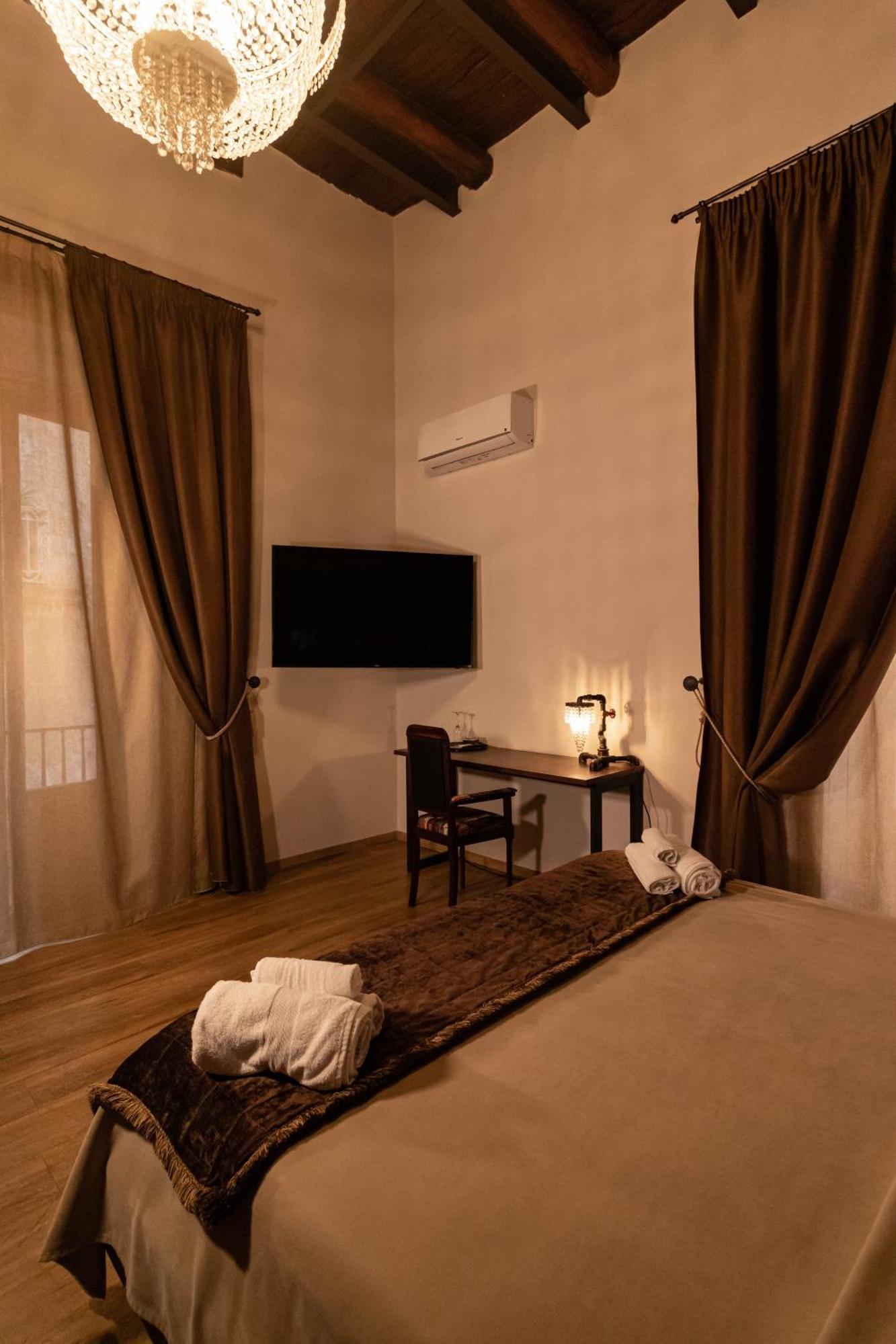 Duomo Luxury Suites Naples Luaran gambar